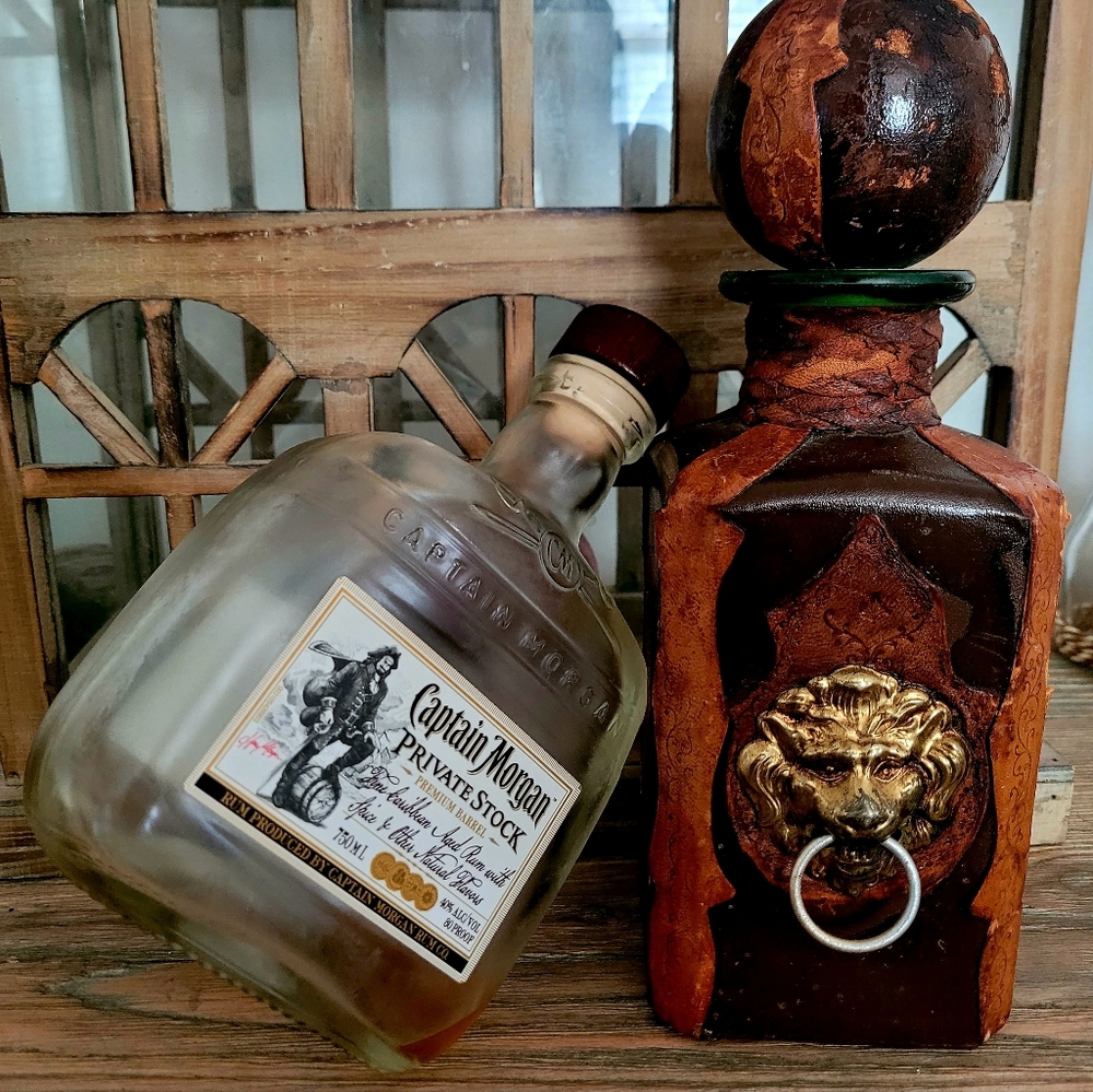 Whiskey Decanter, empty